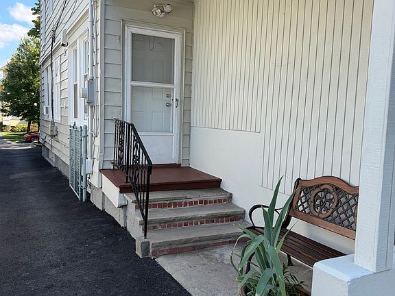 2nd image of 35 Gates Ave #1