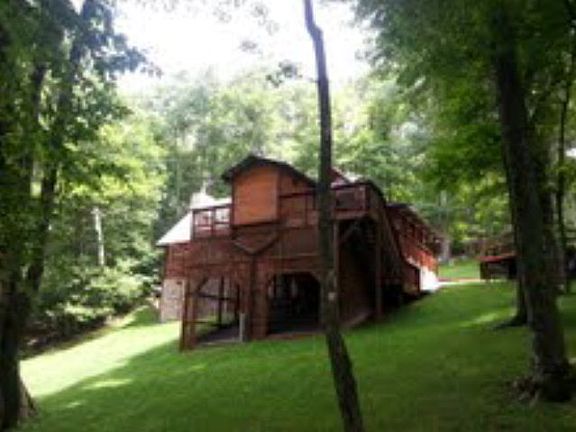 2nd image of 467 Rocky Top Ln