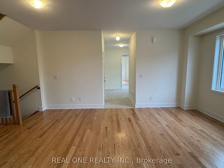 75 Robert Eaton Ave — Photo 11