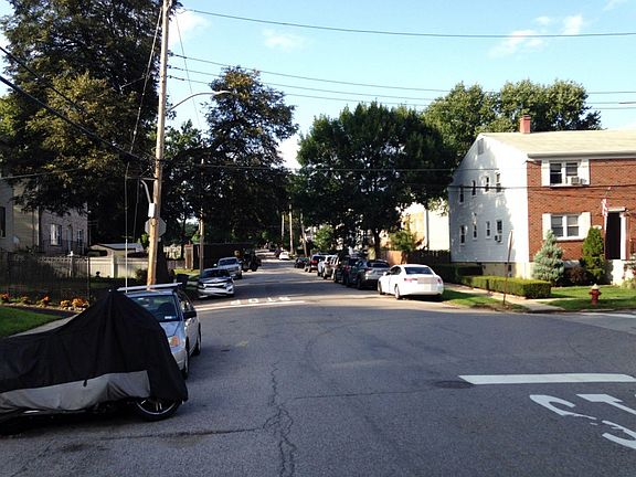 5th image of 189 Truman Ave