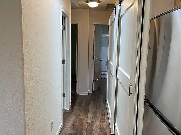 5th image of 219 E Hinckley St #Tba