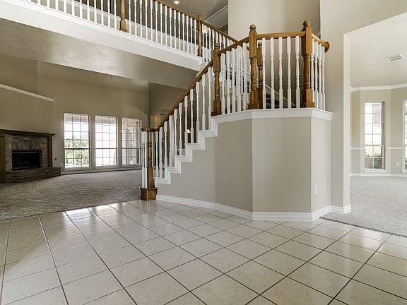 3rd image of 1838 Kelly Ln
