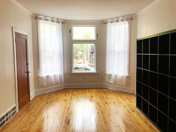 2nd image of 2623 W Rice St #1