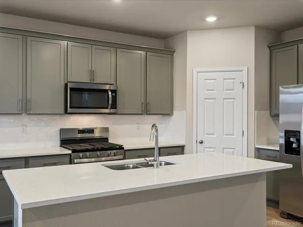 760 N Shawnee Street, Aurora, CO 80018