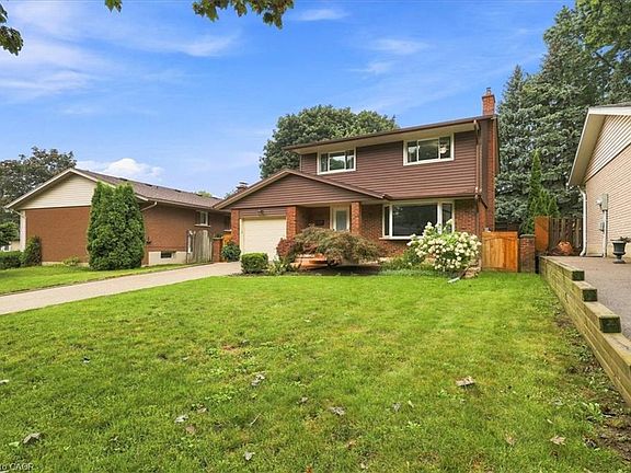 2nd image of 71 Greenock Dr