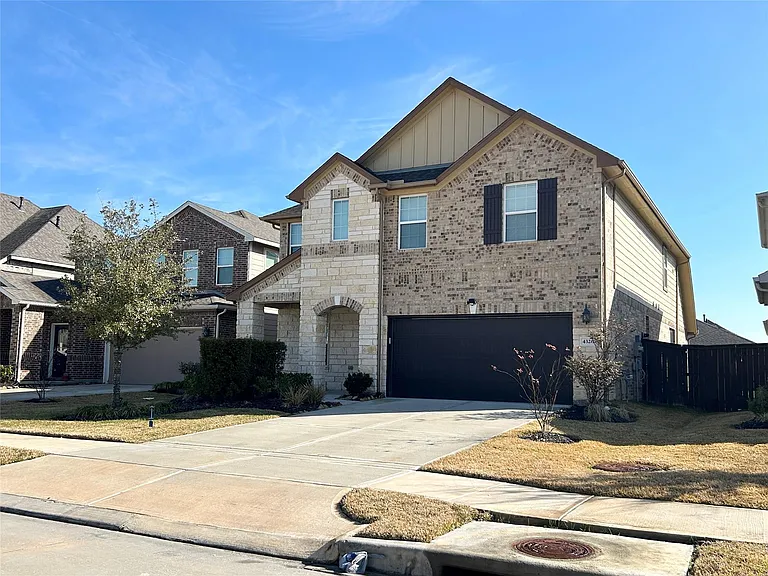 4326 Pale Fox Ln — Photo 2