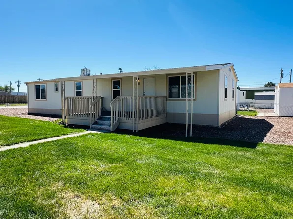 220 Washington Ave #11, Bennett, CO 80102