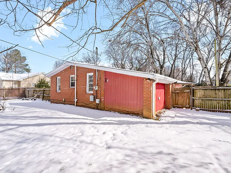 3 Garth Dr — Photo 22