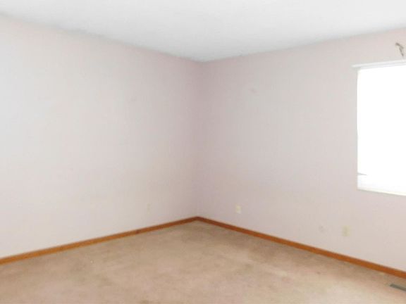 3rd image of 4204 W Robinwood Dr
