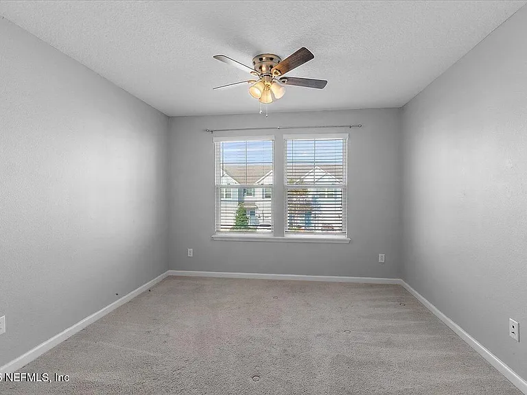 12658 Josslyn Ln — Photo 14