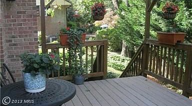 4th image of 444 Winchester St