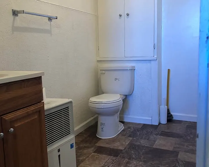 120 2nd Ave SW #1 — Photo 3