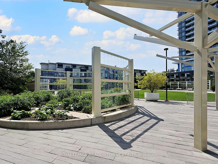 2520 Eglinton Ave W #1205 — Photo 35