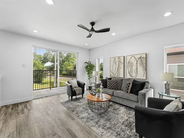 3142 Harmon St, Dallas, TX 75215