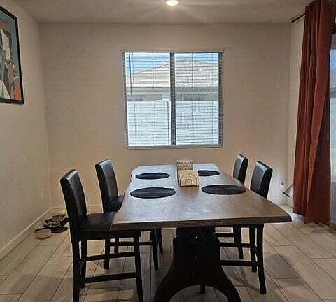 5th image of 17446 W FULTON Street W