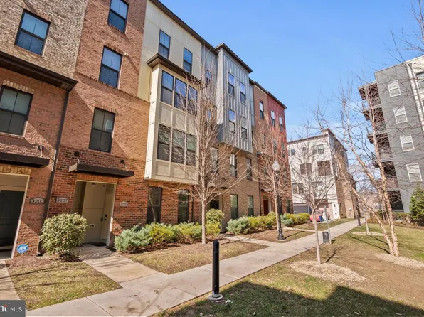 3207 Tribune Ct, Hyattsville, MD 20782