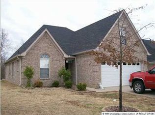 944 Parham Dr, Southaven, MS 38671