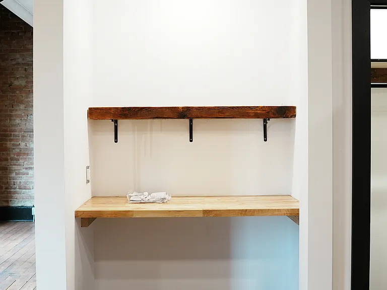 22 Hutton St #3 — Photo 19