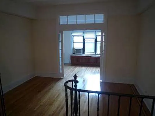 Rented by New York City Apartments | media 9