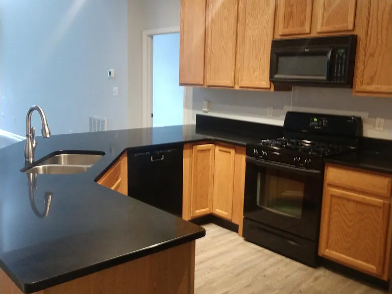 9507 Wedge Way — Photo 7