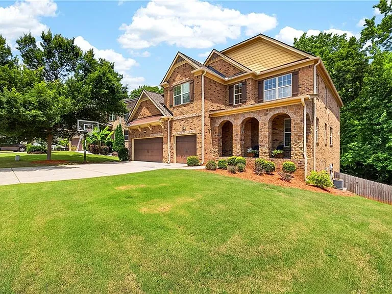 1185 Gallatin Way — Photo 4