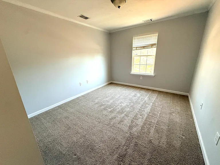 716 Lakeside Landing Ct — Photo 15