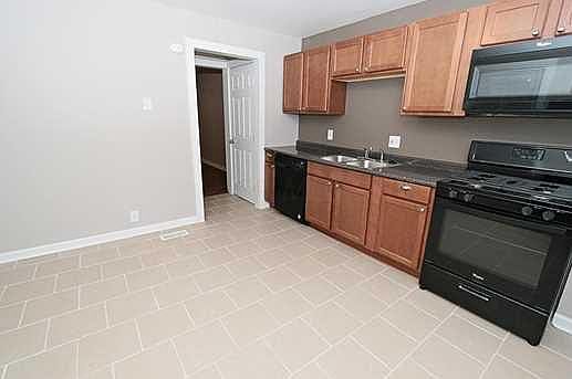 5th image of 841 Heyl Ave