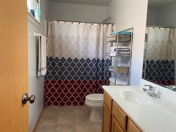 5th image of 3019 Gloria Ln