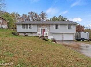 330 Carl Ln, Jefferson City, MO 65101