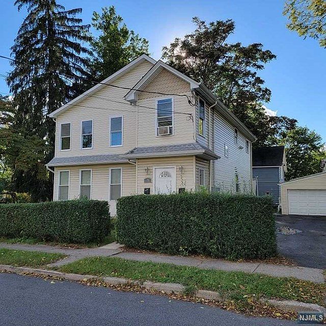 1st image of 23 N Island Ave
