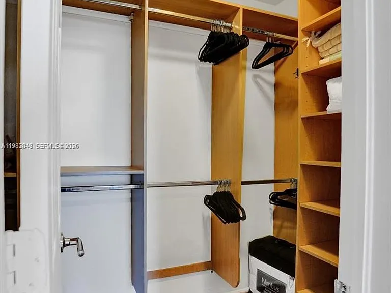 5600 Collins Ave #5R — Photo 26
