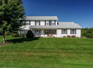 691 Stonemint Dr, Roscoe, IL 61073