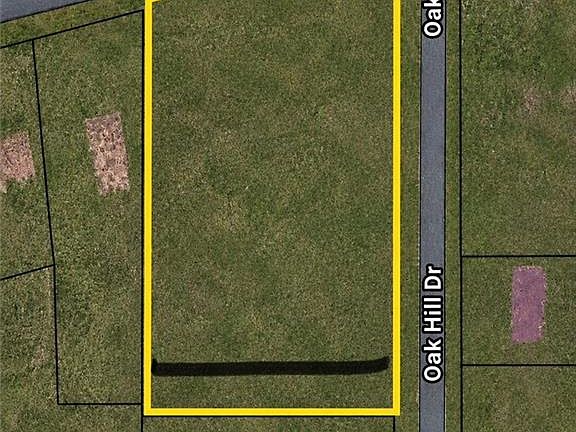 5th image of 1030 Oak Hill Dr