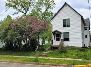 206 2nd St, Sandstone, MN 55072