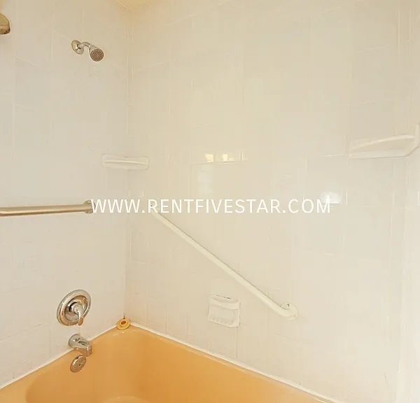 848 Wayne Ave — Photo 9
