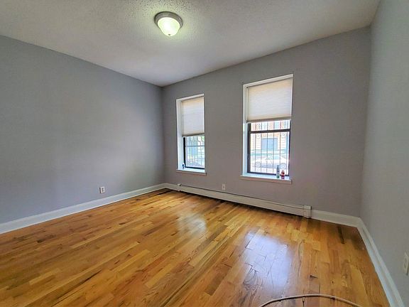 2nd image of 1622 Prospect Pl #1