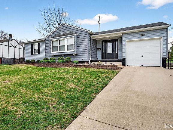 3rd image of 6231 Archwood Ln