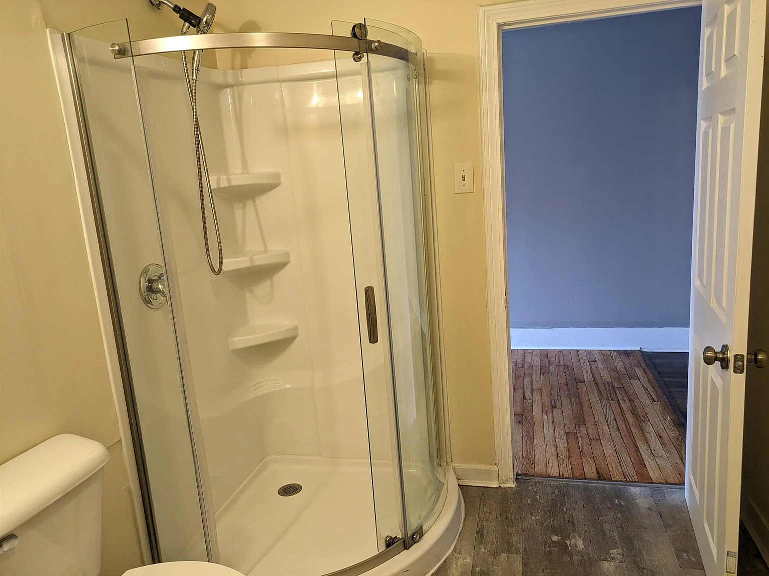 1 bed, 1.0 bath, 800 sqft, $1,695 — Photo 3