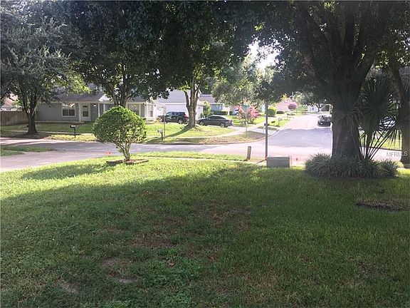 3rd image of 1136 Summer Lakes Dr #2