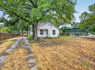 3009 Caddo Trl, Lake Worth, TX 76135