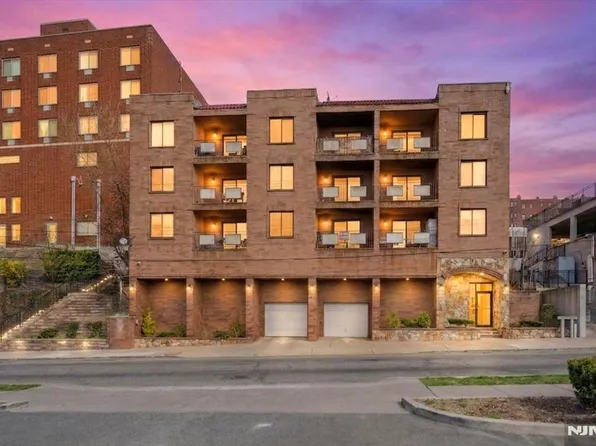 1906 Paterson Plank Rd APT 2E, North Bergen, NJ 07047