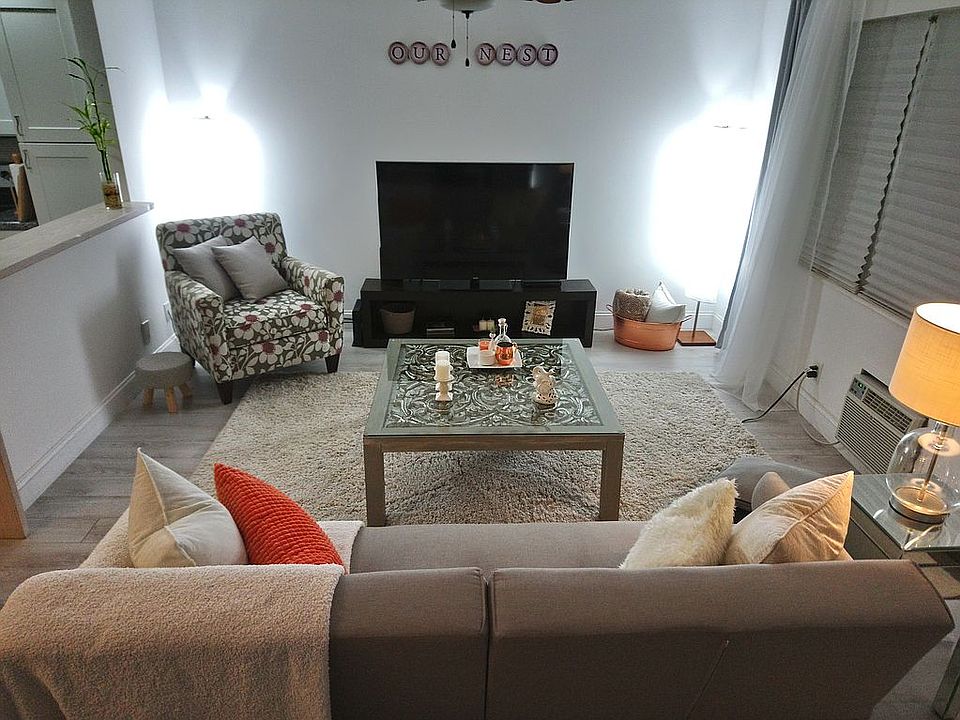 1st image of 91 Farnham Cres #D