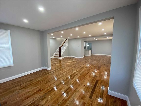 5th image of 223-12 106th Ave