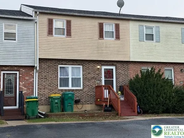 5640 Kart Dr, Allentown, PA 18106