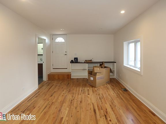 5th image of 1637 N Clybourn Ave #Ch2