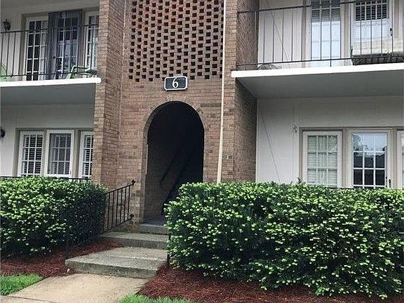 2nd image of 6 Fountain View Cir APT G