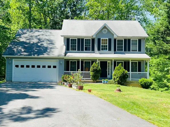 9064 Dallas Ct, King George, VA 22485