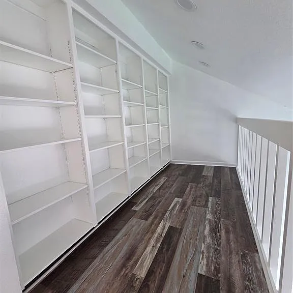 1038 Signal Ridge Pl — Photo 8