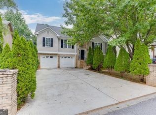 571 Oak Vista Ct, Lawrenceville, GA 30044