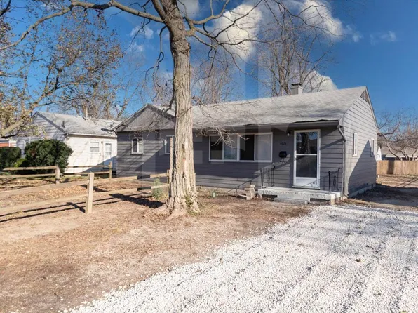4621 Woodcroft Ave, Indianapolis, IN 46226